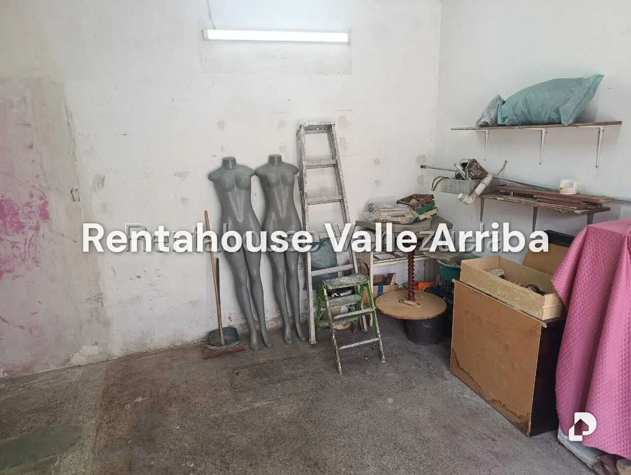 House in Catia, Caracas – 36