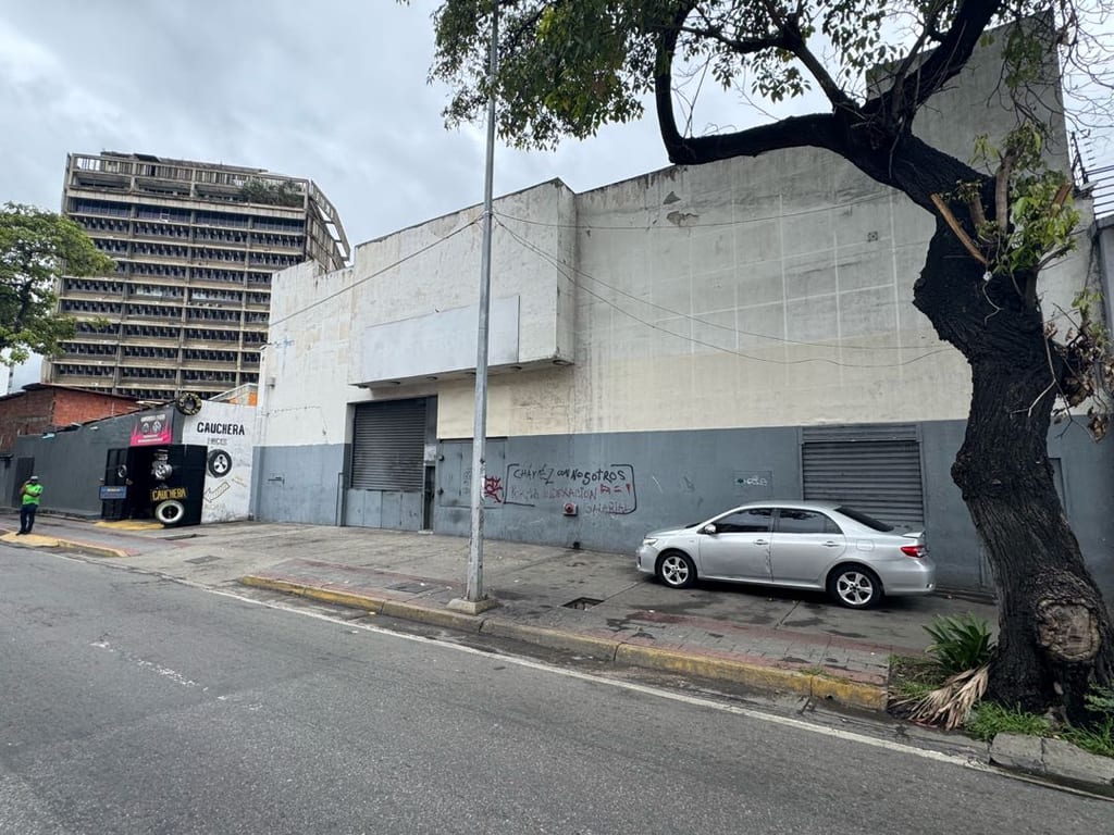 Galpón en Las Acacias, Caracas - 1