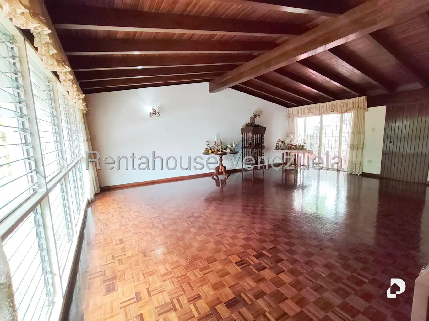 House in Prados del Este, Caracas – 33