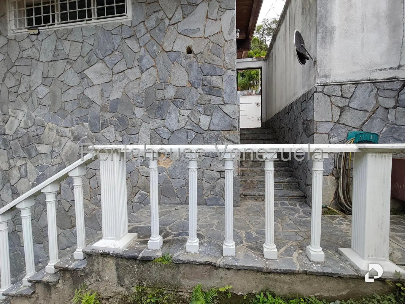 House in Prados del Este, Caracas – 4