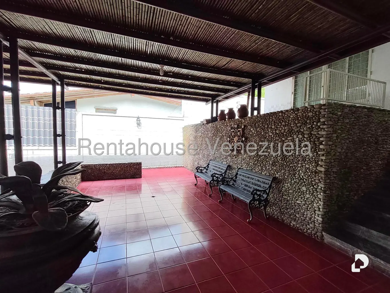 House in Prados del Este, Caracas – 51