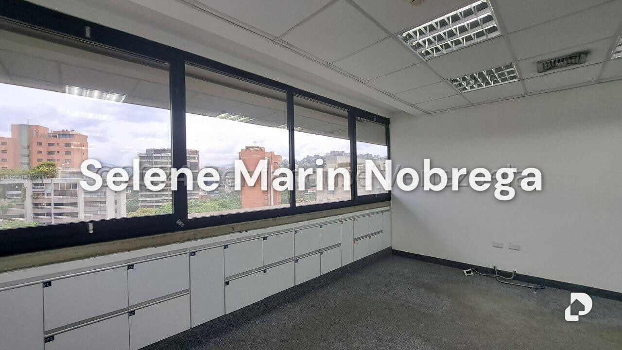 Oficina en El Rosal, Caracas – 18