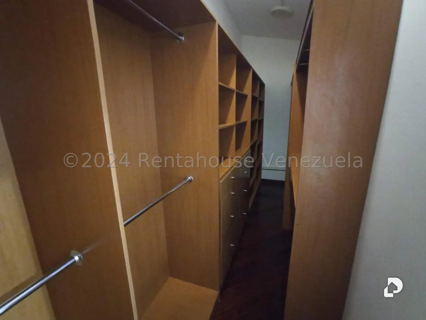 Casa en La Lagunita Country Club, Caracas – 20
