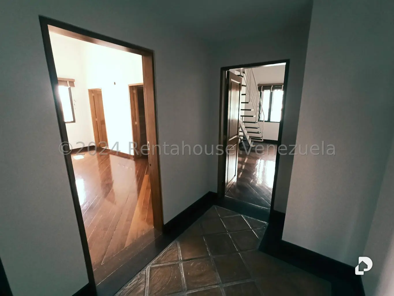 Casa en La Lagunita Country Club, Caracas – 29