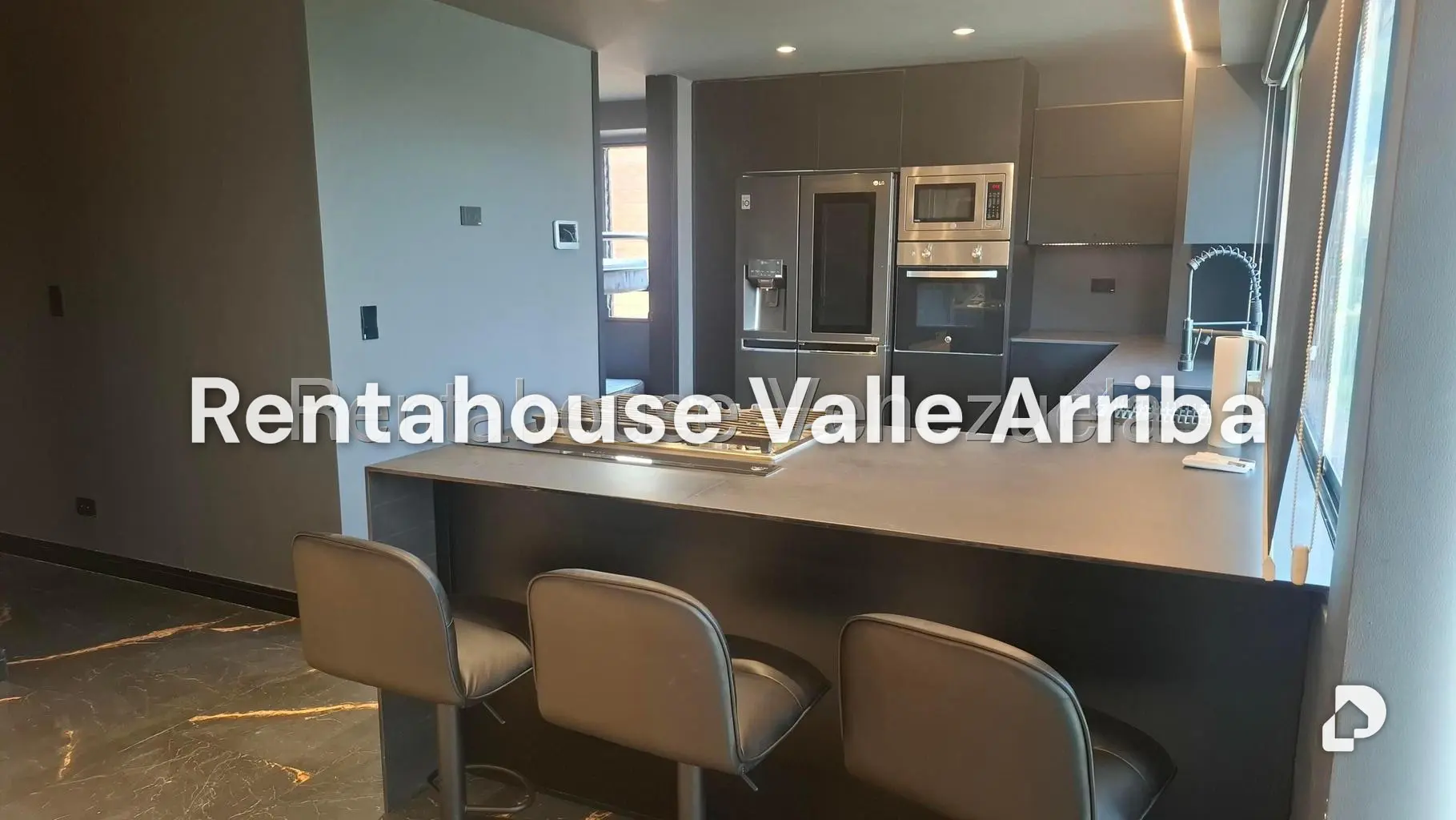 Apartamento en El Rosal, Caracas – 11