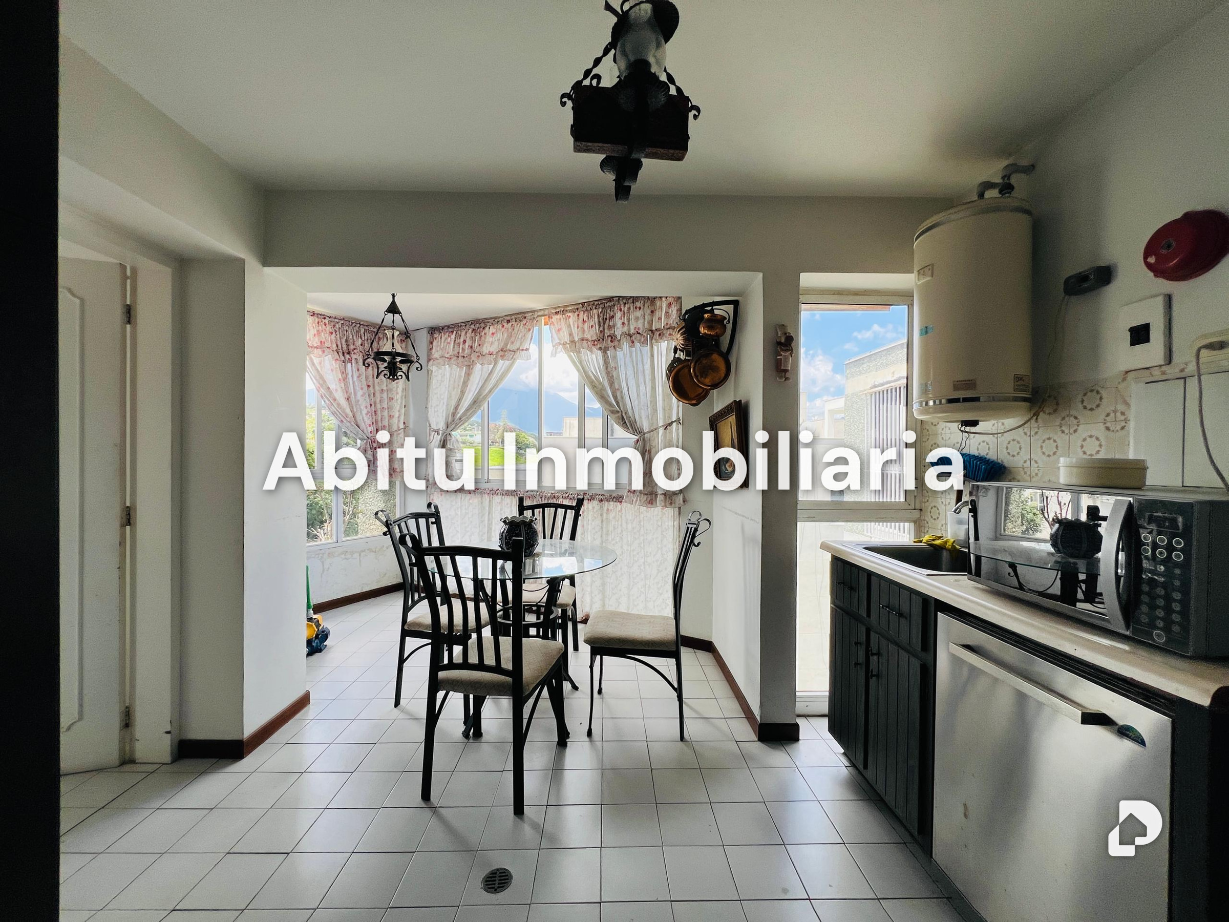 Penthouse en Cumbres de Curumo, Caracas – 8