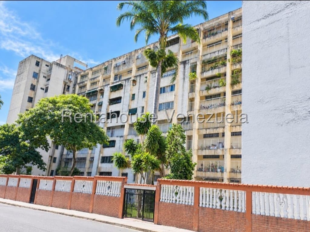 Apartamento en Caricuao, Caracas - 1