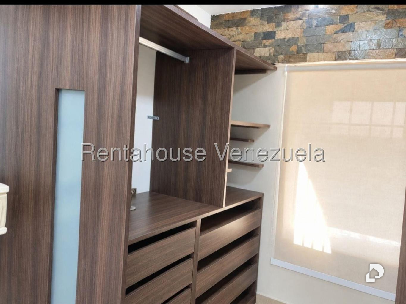 Apartamento en Caricuao, Caracas – 24