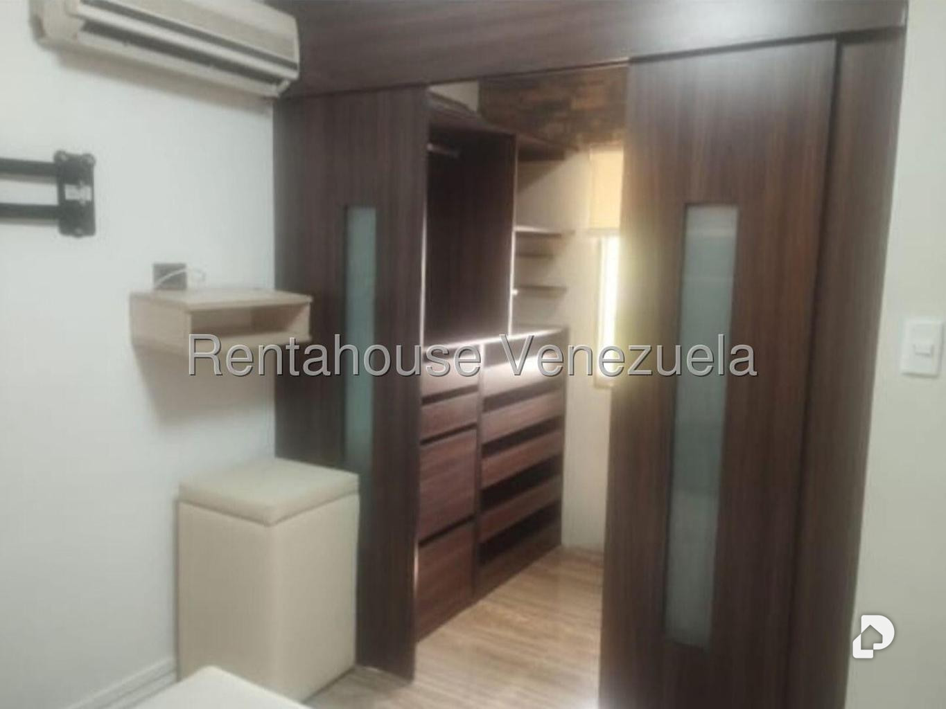 Apartamento en Caricuao, Caracas – 23