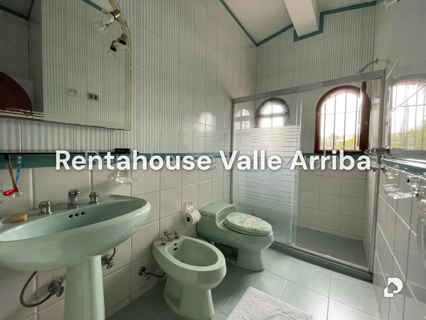 Casa en Los Castores, San Antonio de Los Altos – 28