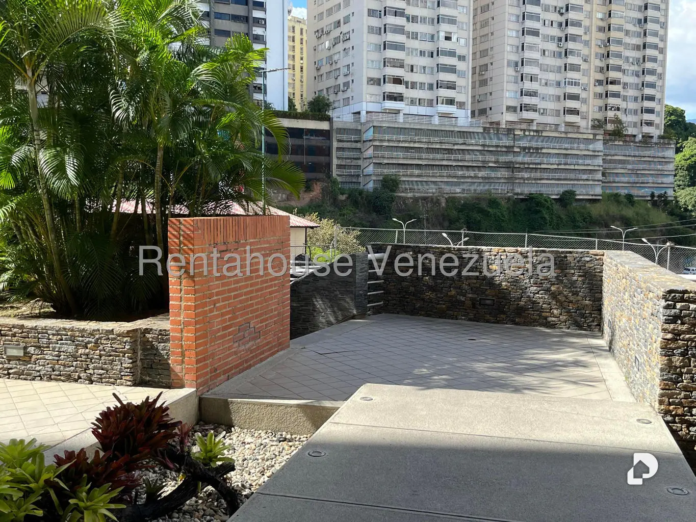 Apartamento en Santa Inés, Caracas – 23