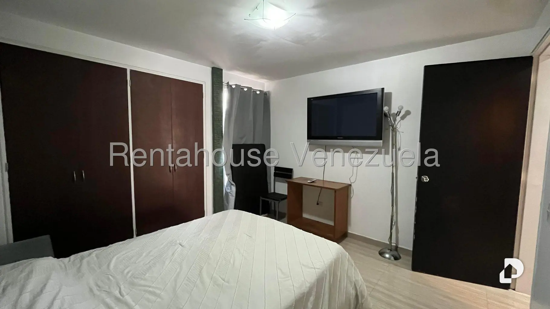 Apartamento en Santa Inés, Caracas – 19
