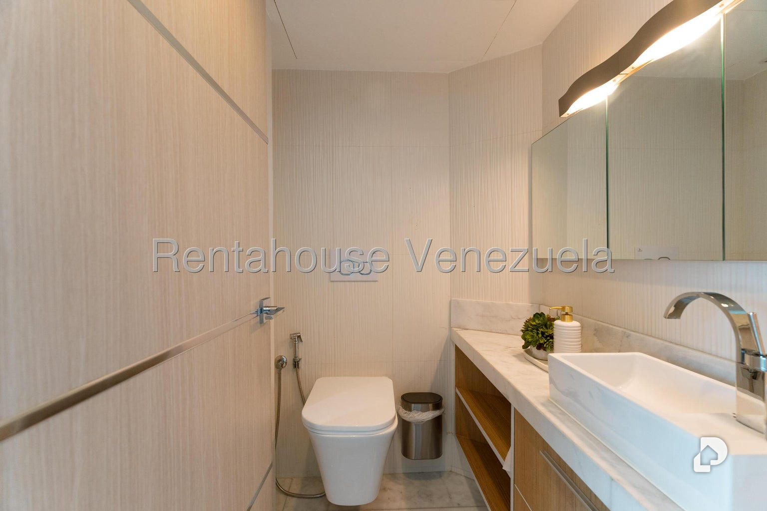 Apartamento en El Rosal, Caracas – 19