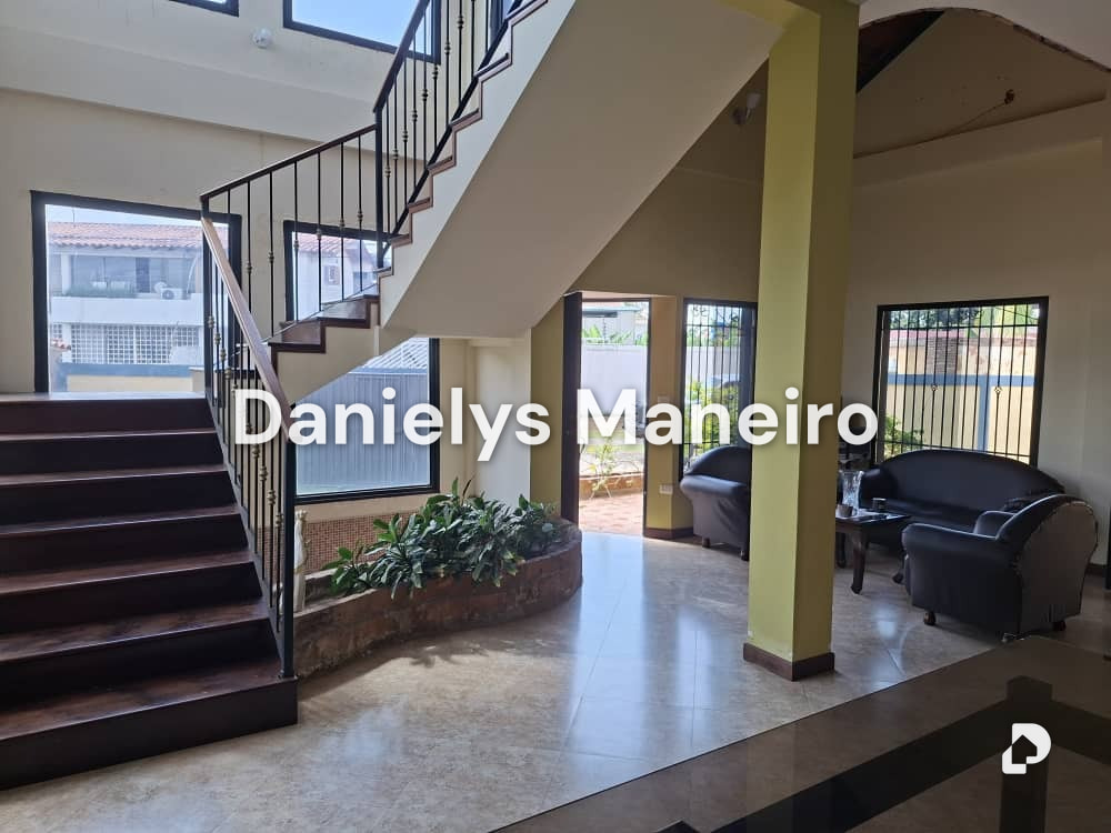 Casa en Urbanización Alto Barinas Sur, Barinas – 12