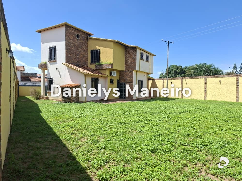 Casa en Urbanización Alto Barinas Sur, Barinas – 8