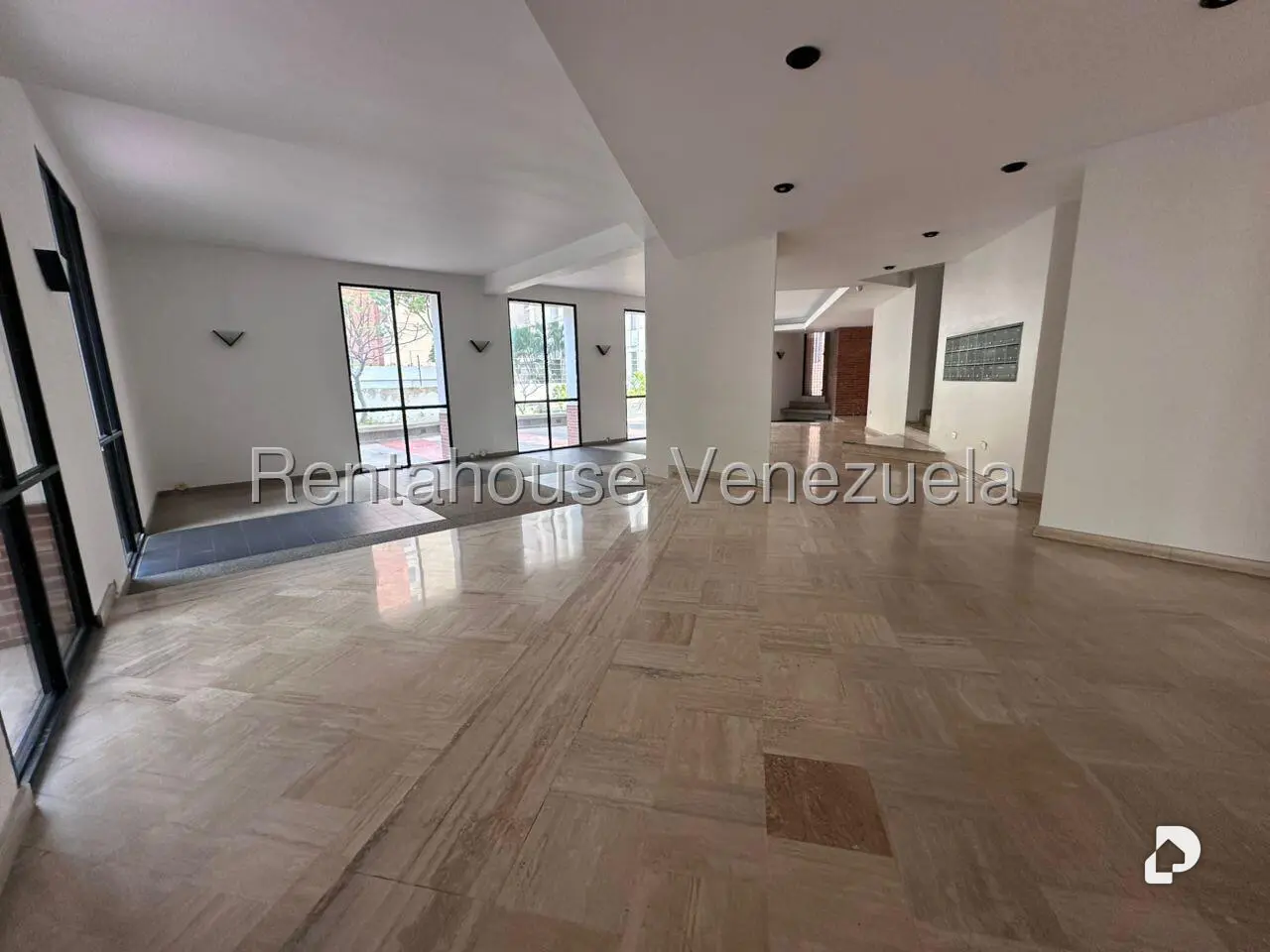 Apartamento en La Florida, Caracas – 29