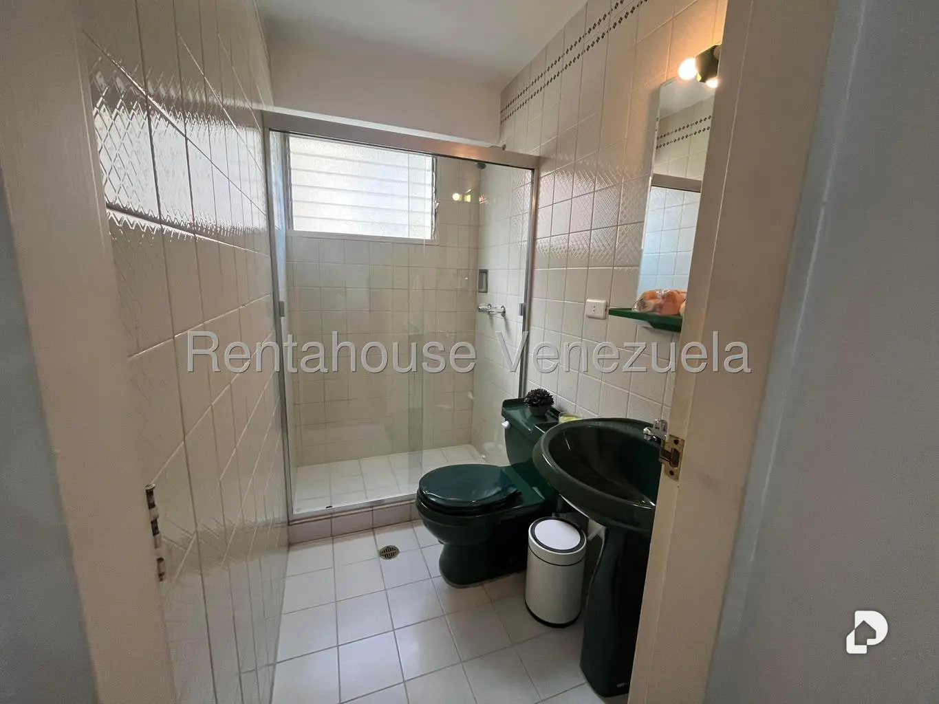 Apartamento en Prados del Este, Caracas – 12