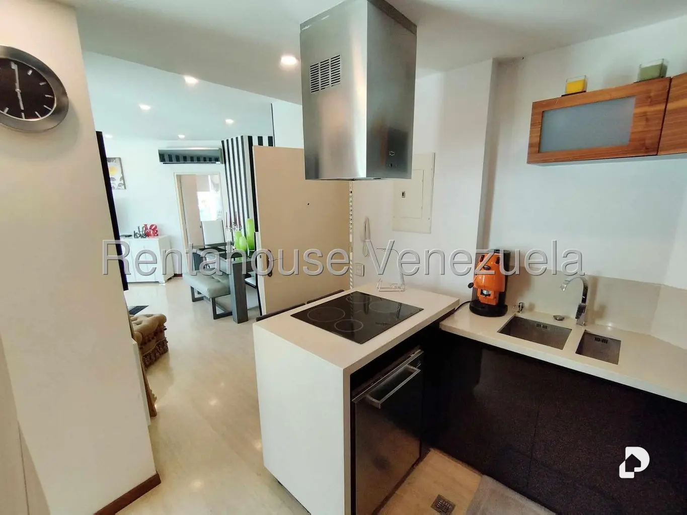 Apartamento en Los Naranjos de las Mercedes, Caracas – 4