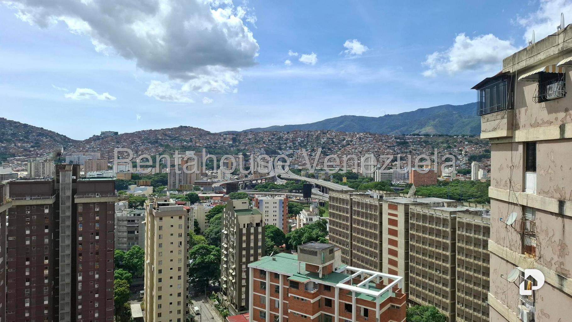 Apartamento en El Paraíso, Caracas – 14
