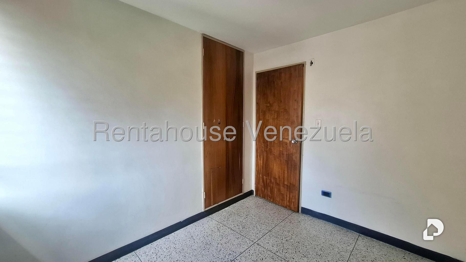 Apartamento en El Paraíso, Caracas – 22