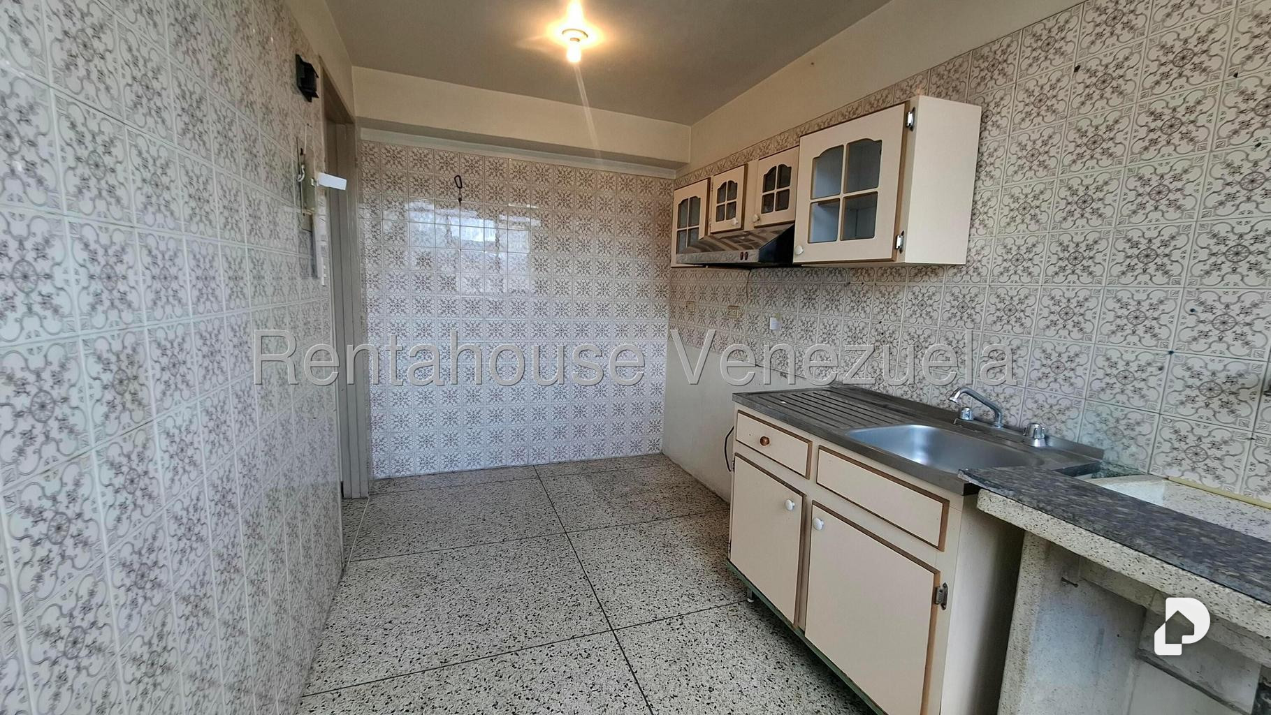 Apartamento en El Paraíso, Caracas – 15