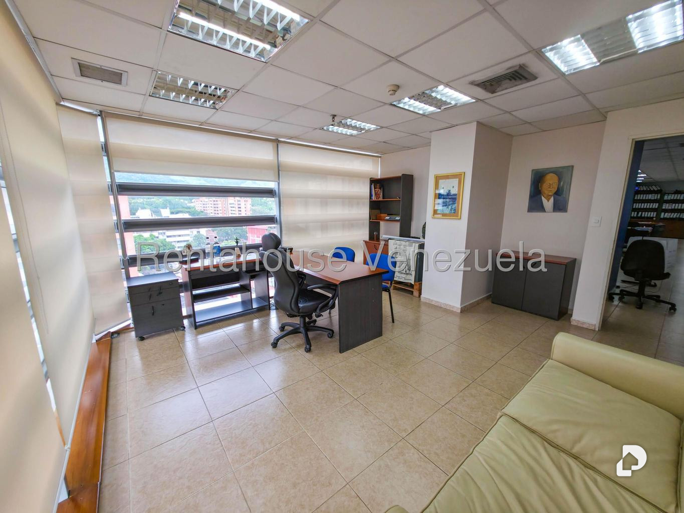 Oficina en Los Dos Caminos, Caracas – 10