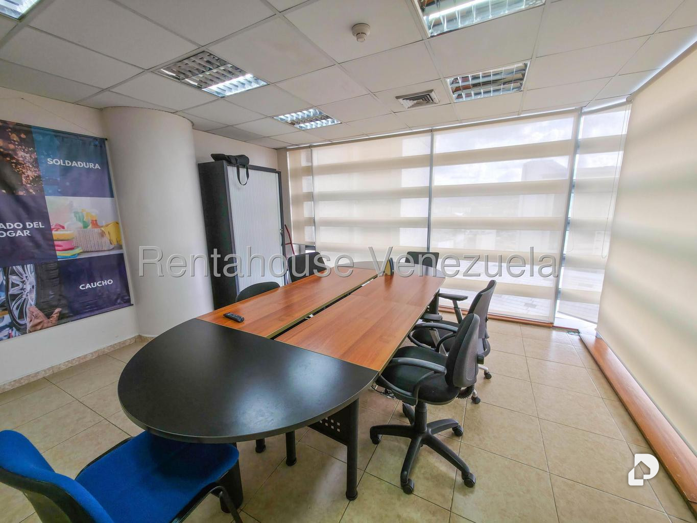 Oficina en Los Dos Caminos, Caracas – 12