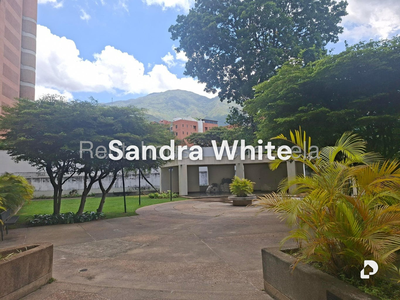 Apartamento en Los Chorros. 27-3612, Caracas – 15