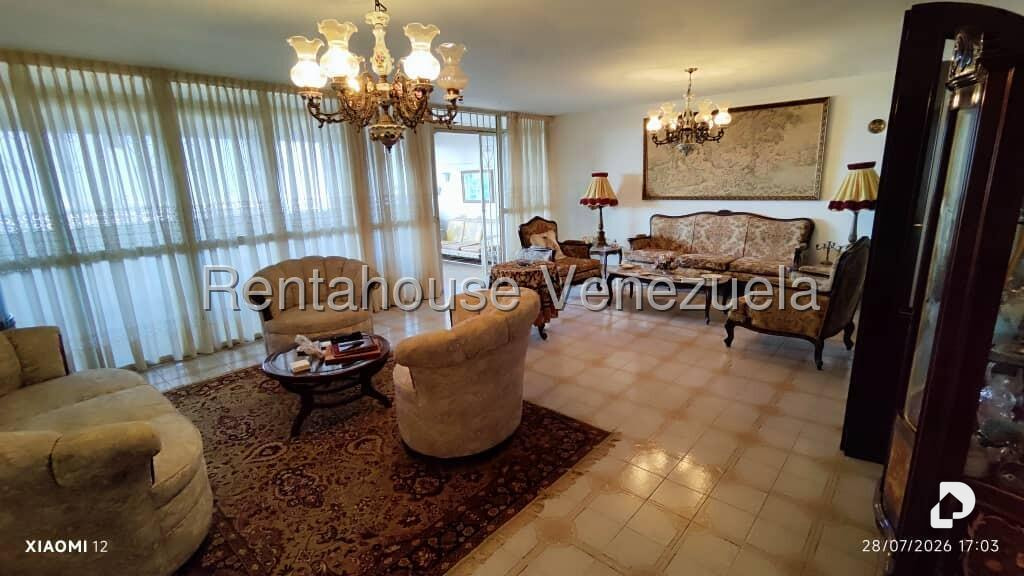 Casa en Alto Prado, Caracas – 2