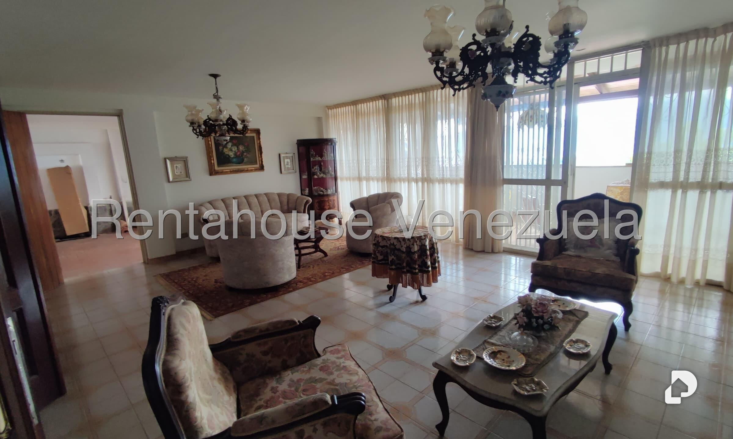 Casa en Alto Prado, Caracas – 4