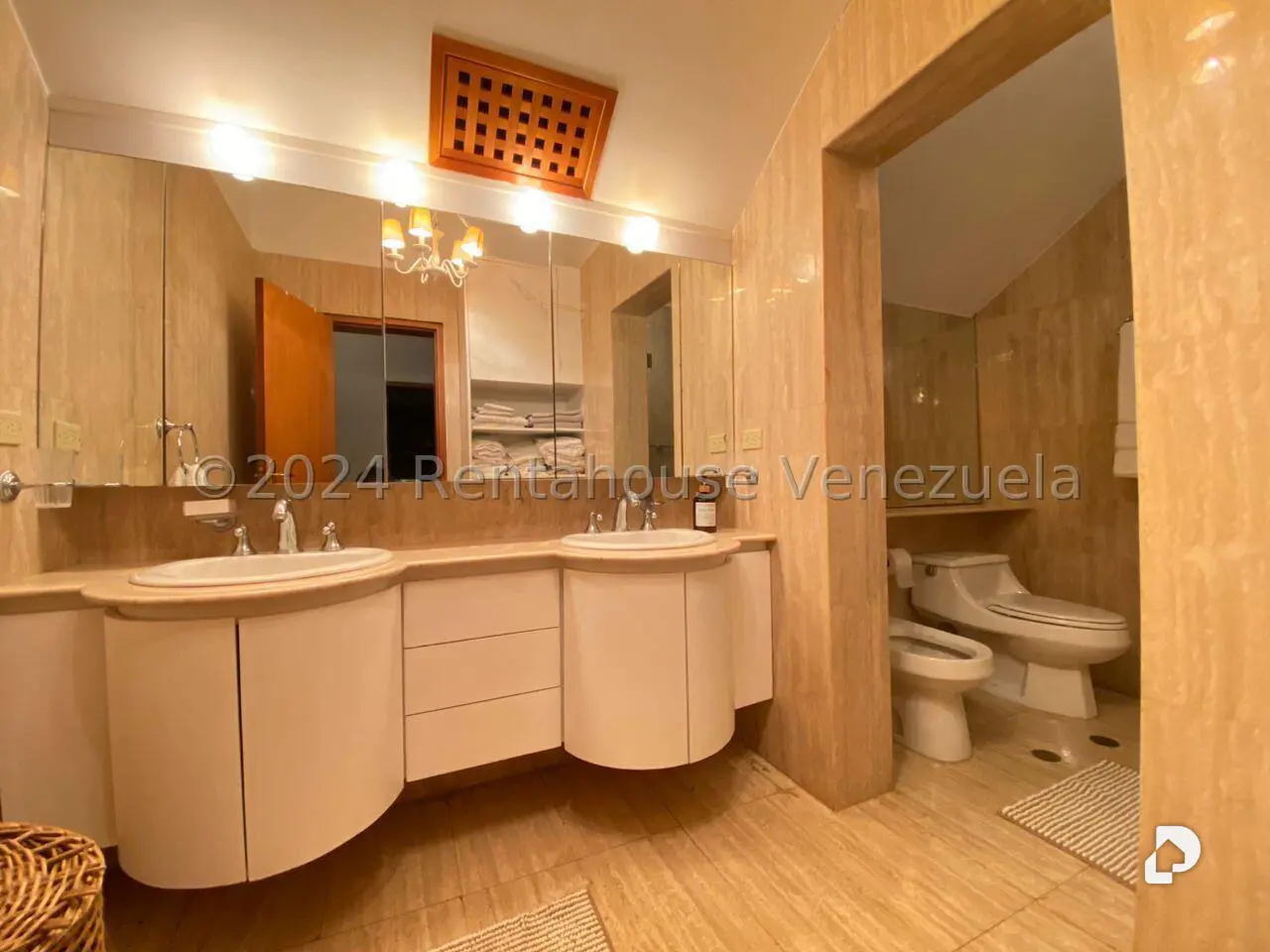 Apartamento en Oripoto, Caracas – 29