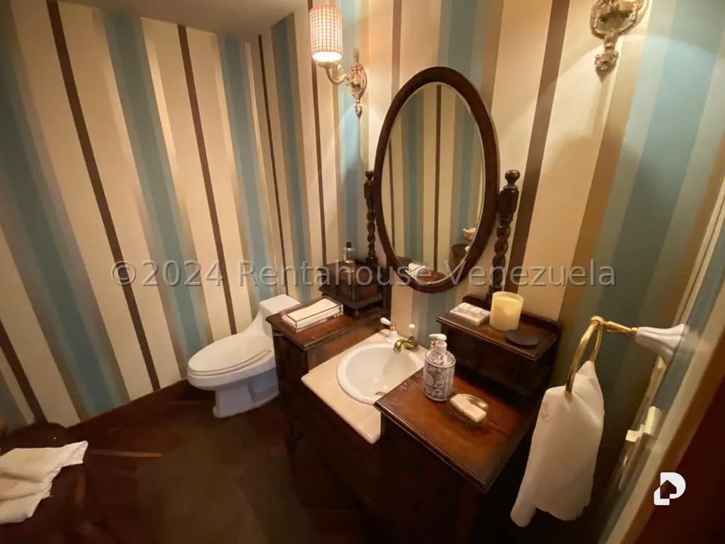 Apartamento en Oripoto, Caracas – 11