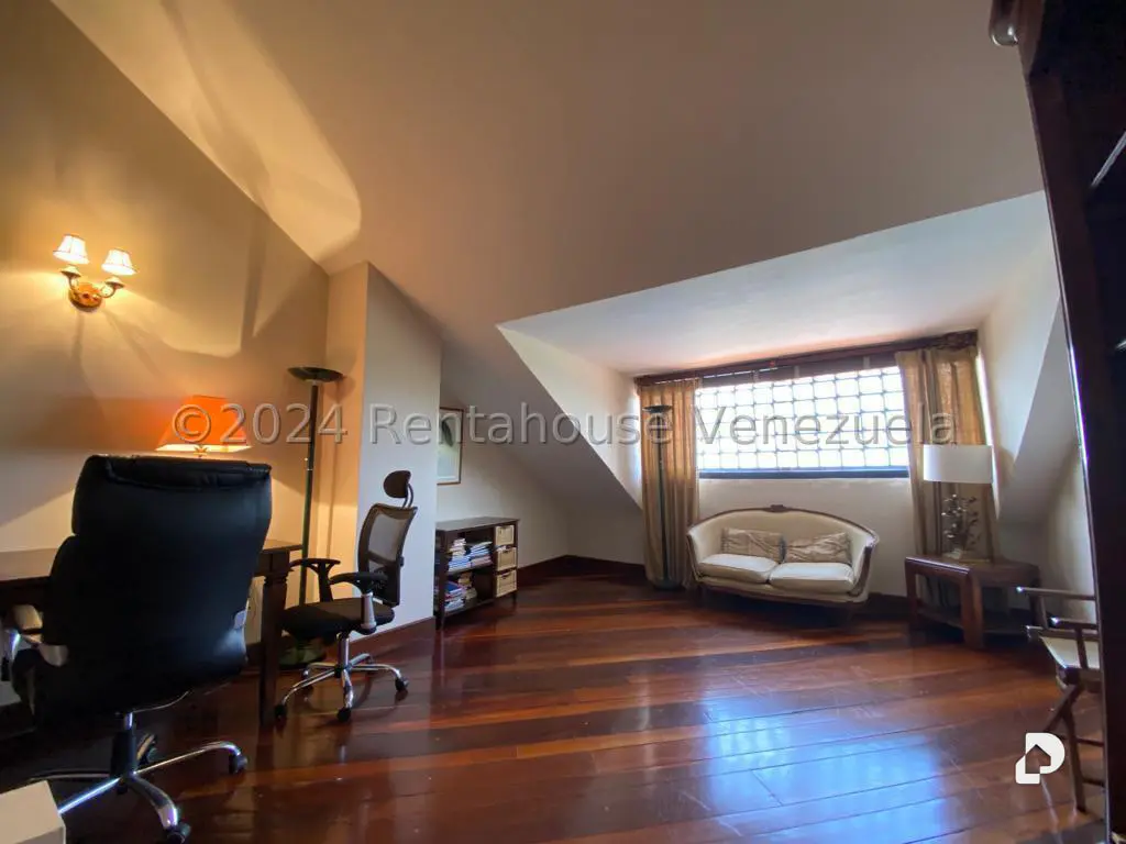 Apartamento en Oripoto, Caracas – 20
