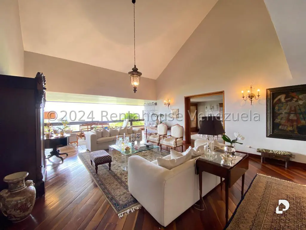 Apartamento en Oripoto, Caracas – 2
