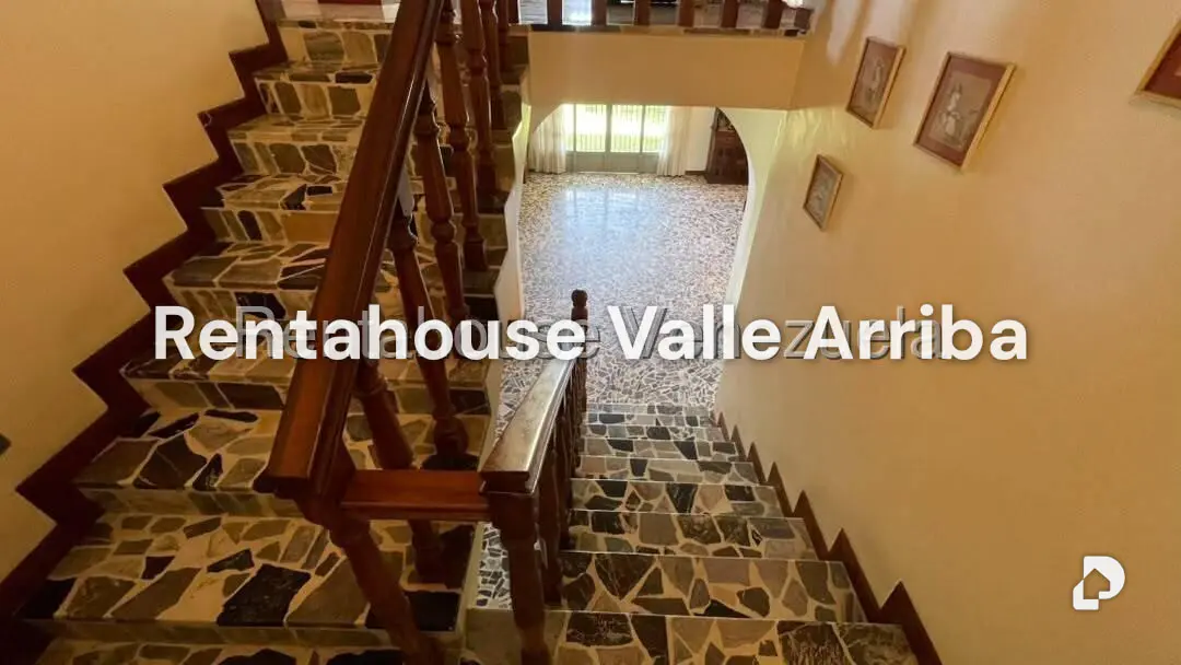 House in Terrazas del Club Hípico, Caracas – 28