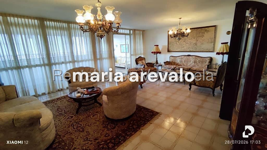 Casa en Alto Prado, Caracas – 2