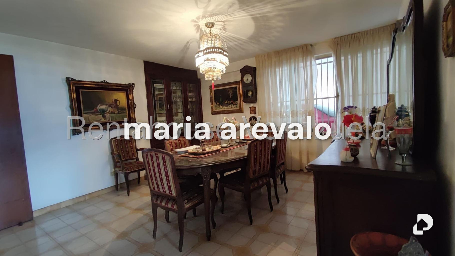 Casa en Alto Prado, Caracas – 9