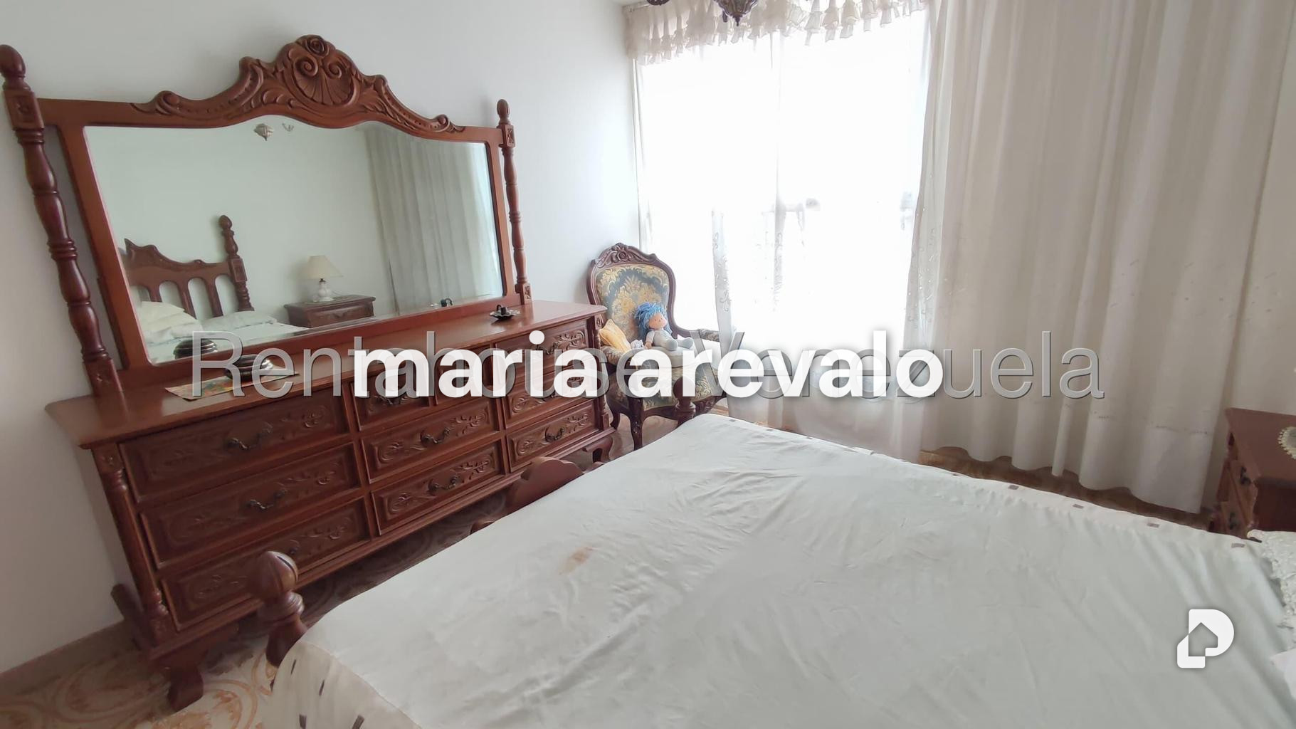 Casa en Alto Prado, Caracas – 23