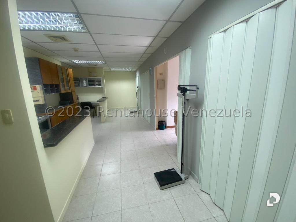 Local comercial en Santa Rosa de Lima, Caracas – 16