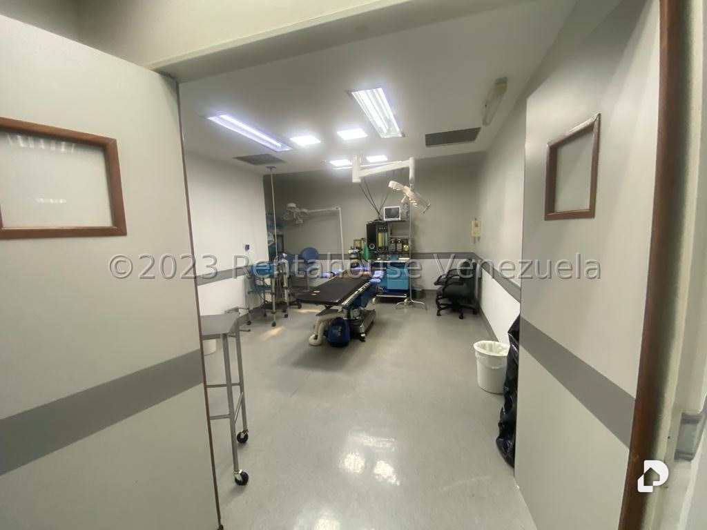 Local comercial en Santa Rosa de Lima, Caracas – 25