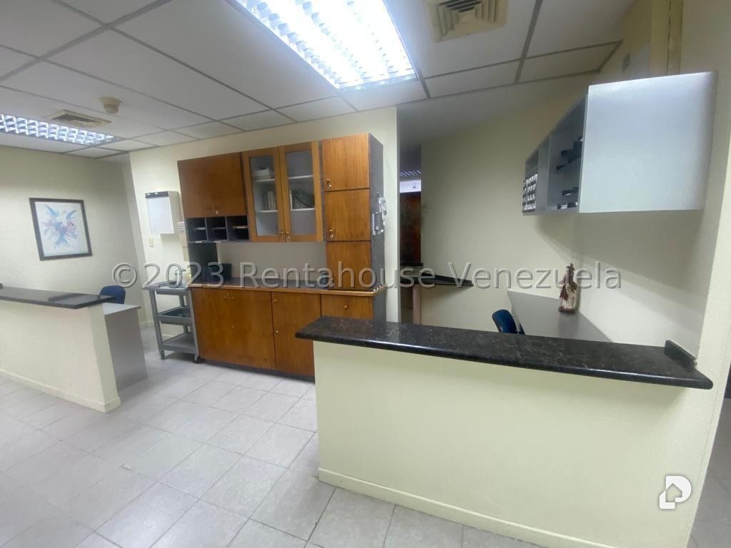 Local comercial en Santa Rosa de Lima, Caracas – 18