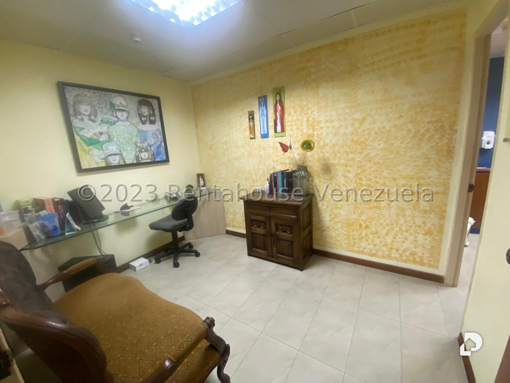 Local comercial en Santa Rosa de Lima, Caracas – 4