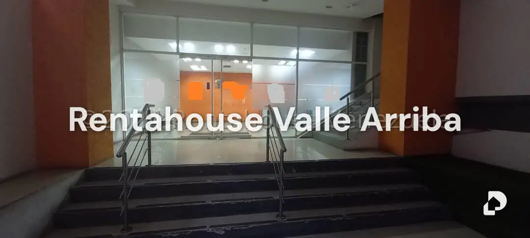 Local comercial en Parroquia La Candelaria, Caracas – 1
