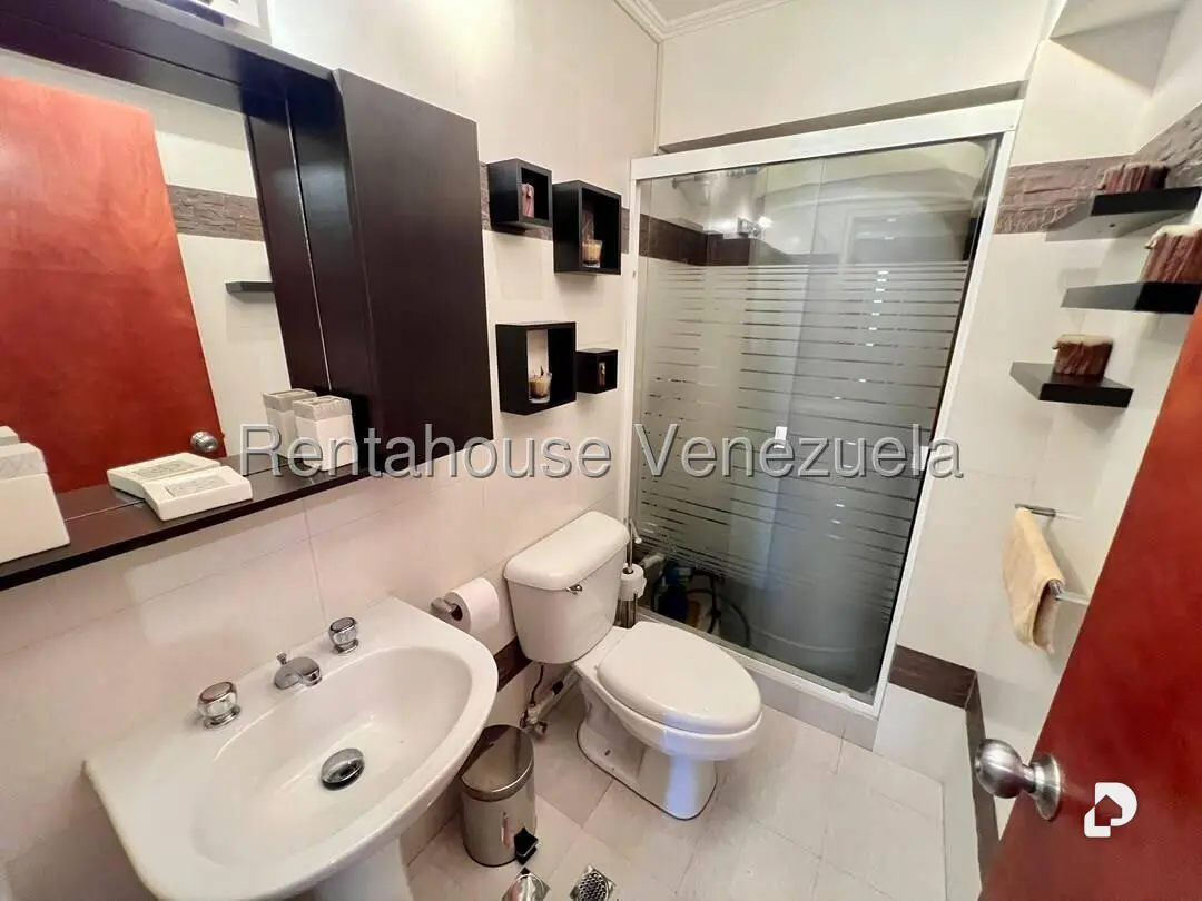 Apartamento en El Paraíso, Caracas – 13