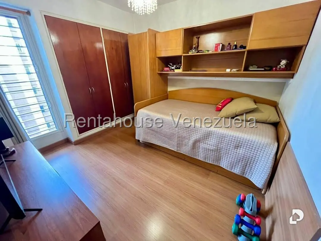 Apartamento en El Paraíso, Caracas – 8