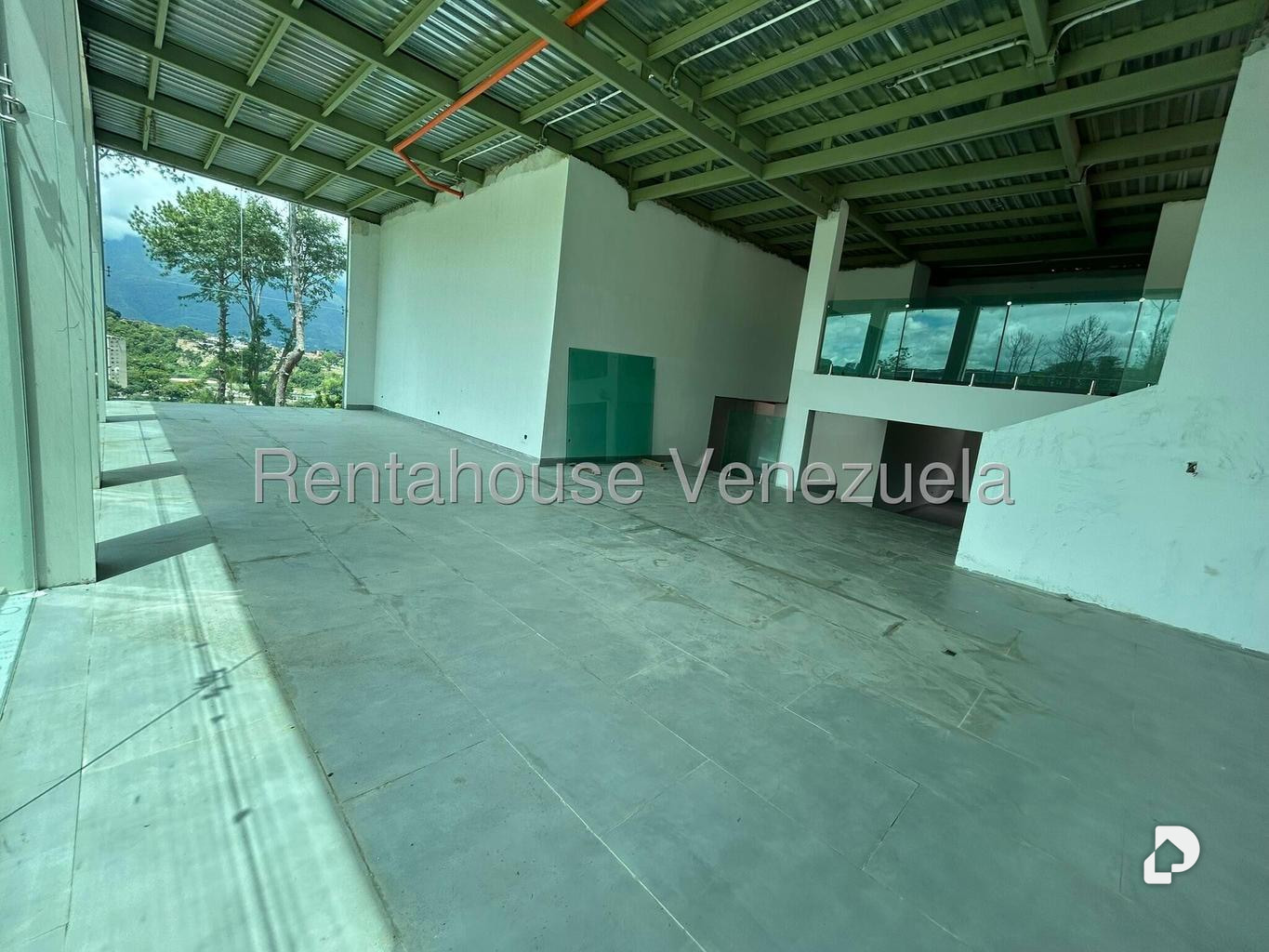 Casa en Cerro Verde, Caracas – 19