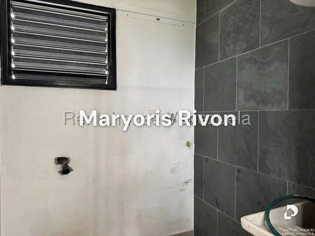 Apartment in Lomas de Prados del Este, Caracas – 8