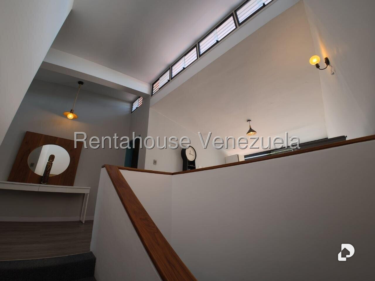 Casa en La Trinidad, Caracas – 28
