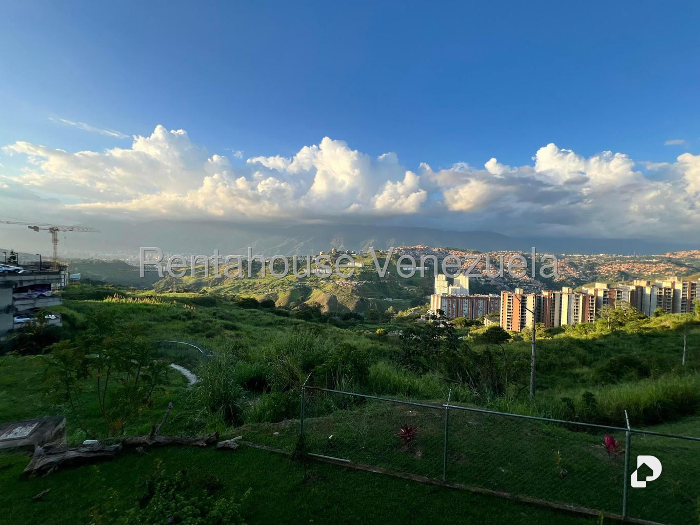 Apartamento en El Encantado, Caracas – 28