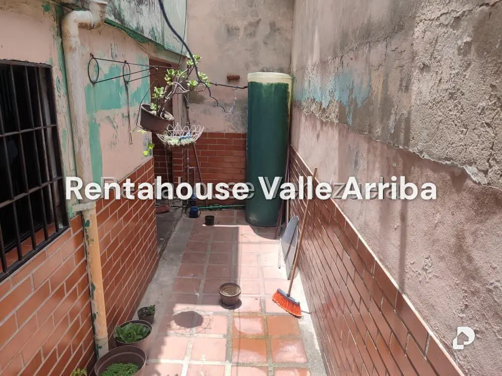 Casa en Sarría, Caracas – 13